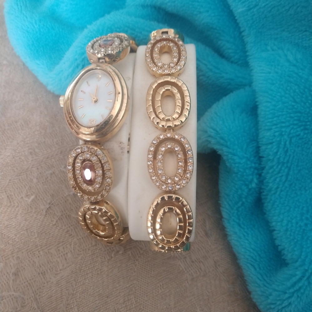 Bracelet and watch